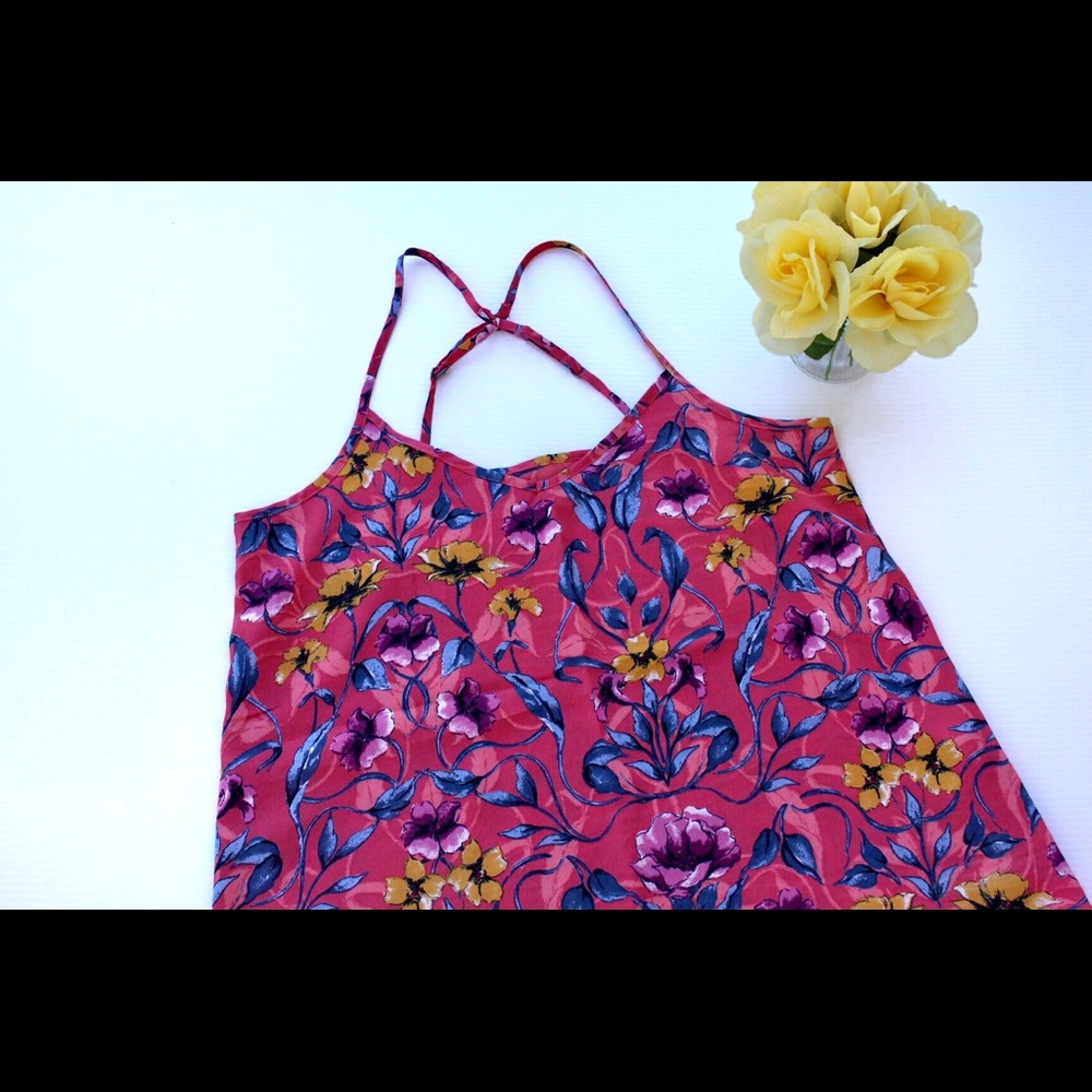 HOLLISTER SPAGHETTI STRAP TOP - Picture 6 of 8